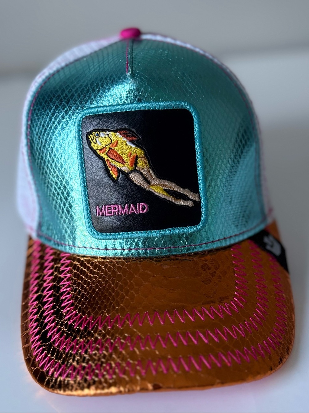 Rare Goorin Bros Animal Farm “Ocean Rudeness” Mermaid Trucker Hat Snapback - Picture 9 of 12